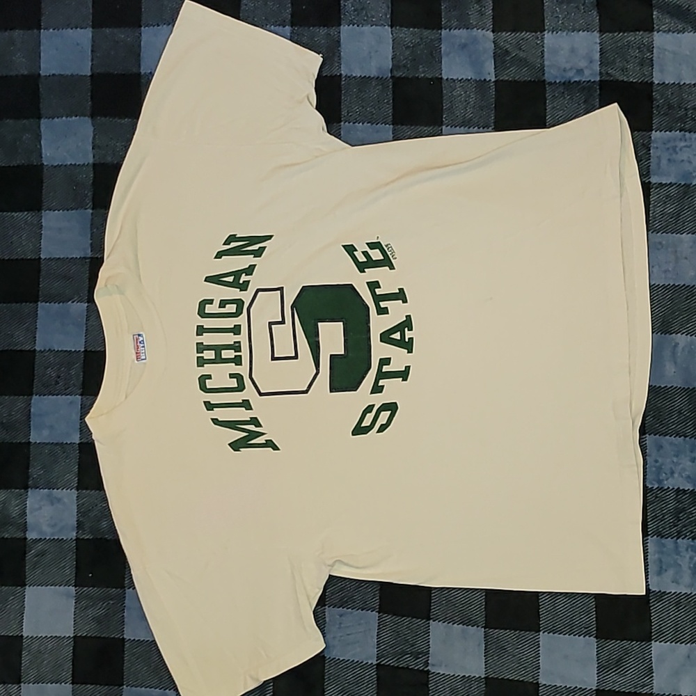 Vintage. Made in USA. Single-stitch.  Michigan State. Tee-shirt. XL